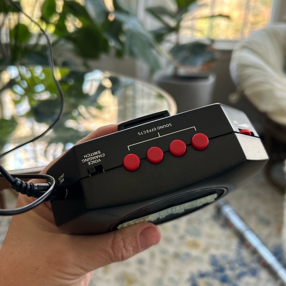 RARE HTF 1996 Goosebumps Curly The Skeleton Mask With Voice Changer Sound Box - Picture 7 of 17